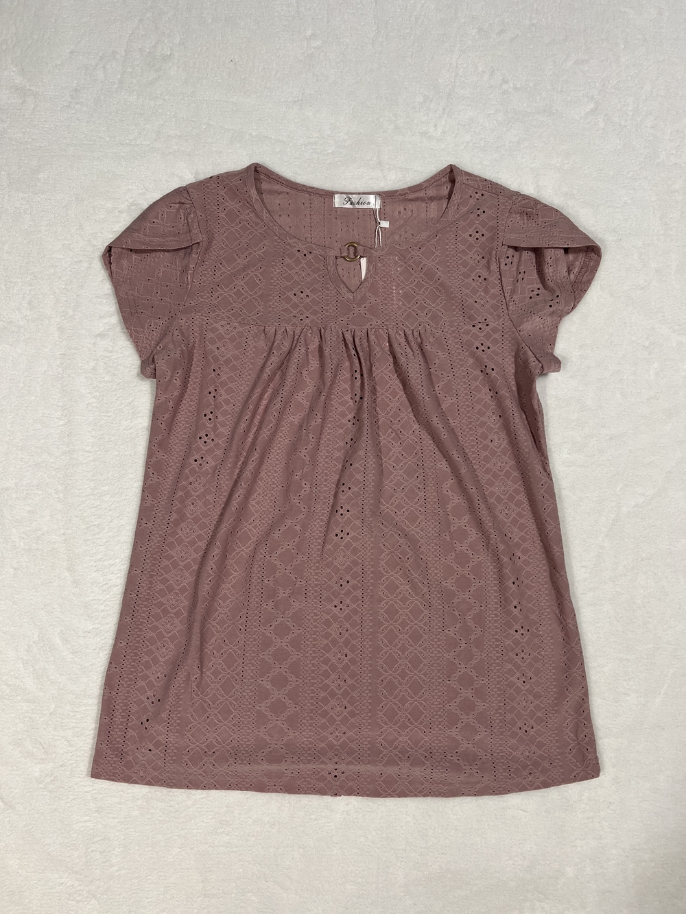 Amazon Women's Mauve Eyelet Flutter Sleeve Top
